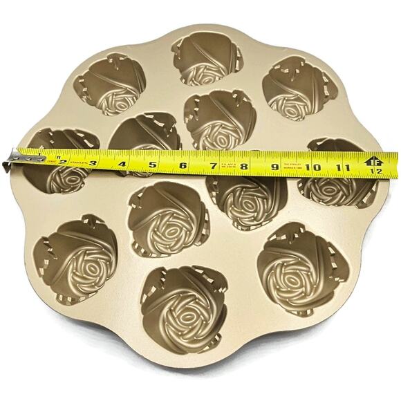 Sweetheart Rose Pan Mini Bundt Cakelet Non Stick Williams Sonoma Nordic Ware - Picture 14 of 14